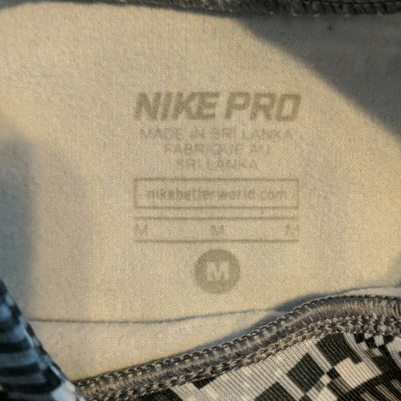 Nike Pro pullover Sweatshirt Size medium - Picture 2 of 4
